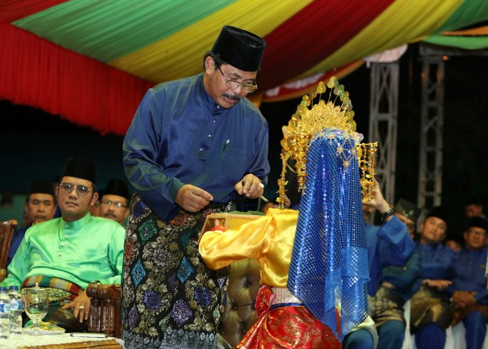 Gubernur Kepri secara resmi membuka seleksi Tilawatil Quran dan Hadist (STQH) VIII Tingkat Provinsi Kepulauan Riau tahun 2019. (Foto: Humas Kepri)
