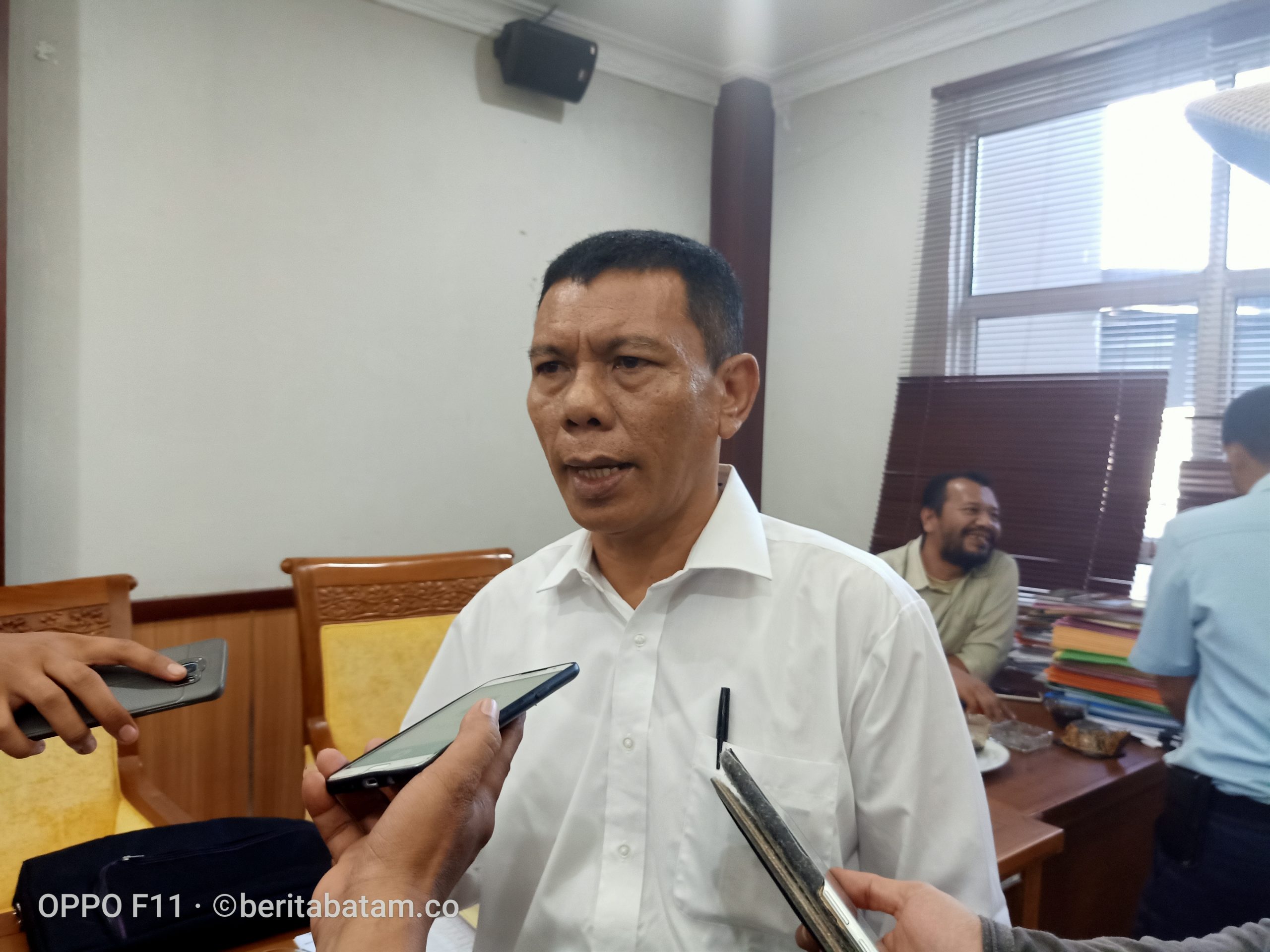 Anggota Komisi II DPRD Batam, Uba Ingan SIgalingging
Foto : Ben/beritabatam.co
