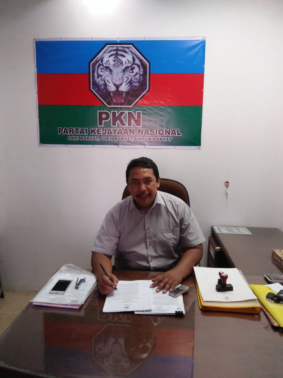 Ketua Umum Partai Kejayaan Nasional, Edi Purwanto
(26/02/20)
Foto : Ben