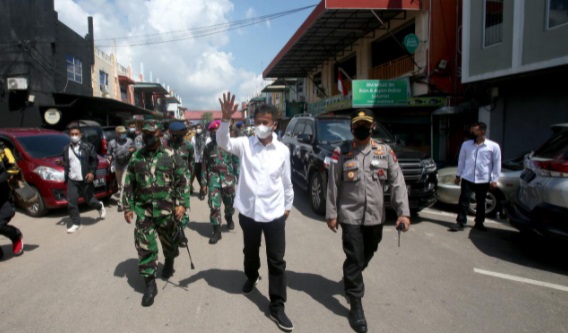 Jelang Hari Merdeka, Rudi Targetkan Vaksinasi Warga Batam Capai 70 Persen
Foto : MIB