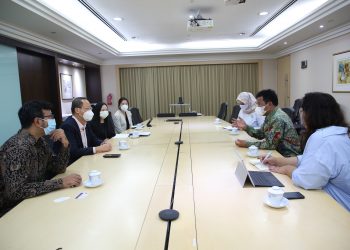 Pertemuan Kepala BP Batam, Muhammad Rudi dengan Menteri Tenaga Kerja dan  Menteri Kedua Perdagangan dan Industri Singapura, Dr. Tan See Long
(01/04/22)
Foto : BP Batam