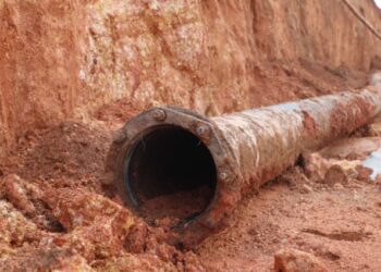 BU SPAM Kejar Target Penyambungan dan Relokasi Pipa 300