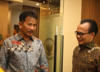 Kepala BP Batam, Muhammad Rudi, saat bersama Sekretaris Kementerian Bidang Perekonomian RI, Susiwijono Moegiarso