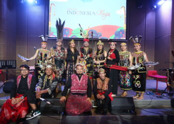 Suara Harmoni Kalimantan, Pertunjukan Seni Musik dan Tari Kekayaan Warisan Budaya