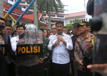Dengarkan Aspirasi Warga, Kepala BP Batam Temu Ratusan Pengunjuk Rasa