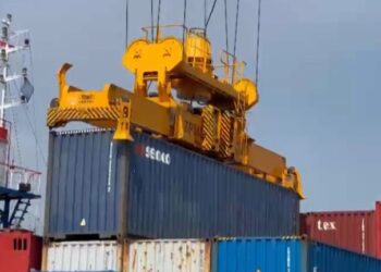 Satu STS Crane Mampu Akomodir 15 Persen Volume Bongkar Muat di Terminal Batu Ampar