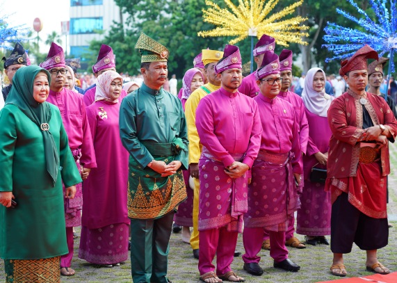 Muhammad Rudi Ajak Warga Batam Jaga Kekompakan
Foto: BP Batam
