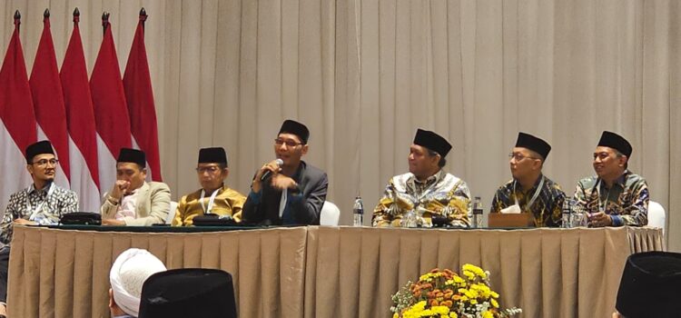 Pengesahan Hasil Sidang Komisi Musyawarah Kerja Daerah (Mukerda) I Majelis Ulama Indonesia (MUI) DKI Jakarta, Hotel Sultan, 30 April 2024