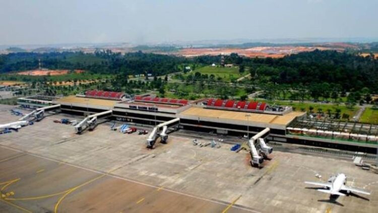 Bandara Internasional Hang Nadim
Foto: Inews