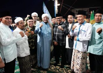 Sambut Tahun Baru Islam, Jefridin Ajak Warga Batam Jaga Kekompakan dan Persatuan
(07/07/24)
Foto: MCB