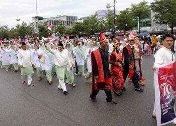 Pawai Pembangunan Kota Batam, (11/08/24)
Foto: MCB