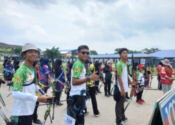 Selamat! Tiga Atlet Batam Raih Medali HIS Open Archery Champioship di Malaysia
(09-11/08/24)
Foto: MCB