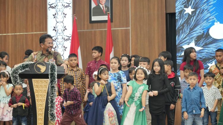 Muhammad Rudi: Selamat Natal, Mari Jaga Kekompakan dan Persatuan Untuk Membangun Batam
(07/12/24)
Foto: BP Batam