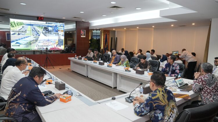 Badan Pengusahaan Batam (BP Batam) menggelar Entry Meeting Atas Pemeriksaan Laporan Keuangan Tahun 2024 bersama Badan Pemeriksa Keuangan (BPK) RI, pada Senin (10/02/25)
Foto: BP Batam