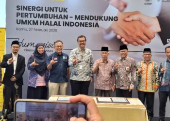 Sinergi Untuk Pertumbuhan - Mendukung UMKM Halal Indonesia jadi tema dalam kegiatan Penandatanganan kerjasama kolaborasi antara LPOM MUI DKI Jakarta, LPM UMKM Muhammadiyah Jakarta dengan Maybank Jakarta Indonesia, Kamis, 27 Feb 2025, di Kantor Pusat Maybank Lt 28.
Foto: BB