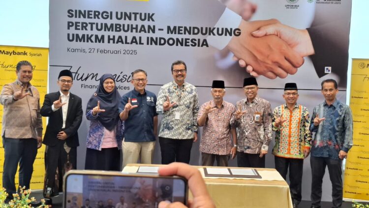 Sinergi Untuk Pertumbuhan - Mendukung UMKM Halal Indonesia jadi tema dalam kegiatan Penandatanganan kerjasama kolaborasi antara LPOM MUI DKI Jakarta, LPM UMKM Muhammadiyah Jakarta dengan Maybank Jakarta Indonesia, Kamis, 27 Feb 2025, di Kantor Pusat Maybank Lt 28.
Foto: BB