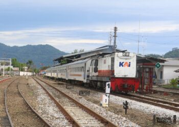 KAI Divre II Sumbar Ingatkan Bahaya Pelemparan terhadap Kereta Api
Foto: Humas