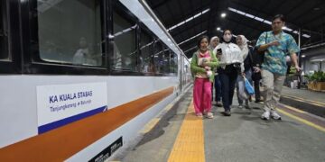 Divre IV Tanjungkarang Angkut 14.914 Penumpang Selama Libur Panjang Isa Almasih
Foto: Istimewa
