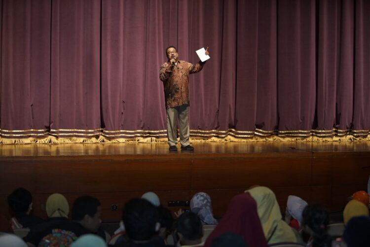 Wagub Rano Karno Apresiasi dan Bangga Saksikan Para Kiai Berperan Dalam Drama Kolosak Pangeran Jayakarta
(30/06/25)
Foto: Sosbud JIC