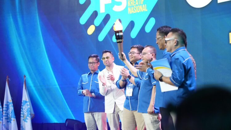 Anggota/Deputi Bidang Administrasi dan Keuangan BP Batam, Alexander Zulkarnain hadir mewakili Kepala BP Batam, Amsakar Achmad dalam gelaran Kongres 1 Gerakan Ekonomi Kreatif Nasional (GEKRAFS) 2025 pada Sabtu (19/07/25)
Foto: BP Batam