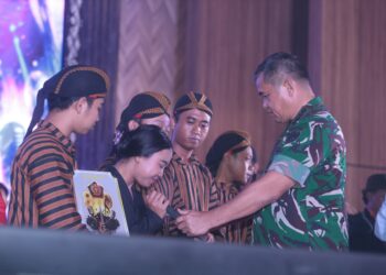 Kasad Hadiri Battle of The Band Festival, Ajang Kebersamaan TNI dan Pegiat Musik
Foto: Hum