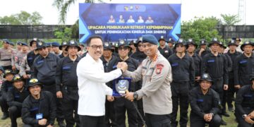 Jajaran pejabat struktural di Kedeputian Bidang Pengelolaan Bandara, Pelabuhan dan Lalu Lintas Barang, mengikuti Retret di Mako Brimob Polda Kepri, pada 8-10 Desember 2025.
Foto: BP Batam