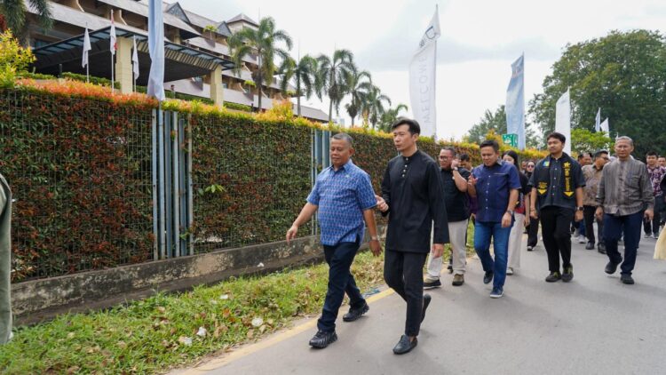 Pengembangan New Nagoya mendapat dukungan penuh dari Wakil Menteri Koperasi dan UMKM RI, Helvi Yuvi Moraza saat berkunjung ke kawasan Jodoh Boulevard, Jumat (9/1/2026).
Foto: BP Batam