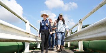Wakil Kepala BP Batam, Li Claudia Chandra, meninjau kondisi empat waduk yang menjadi sumber air bersih masyarakat Batam, Sabtu (31/01/26)
Foto: BP Batam