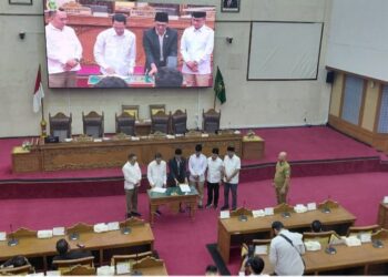 Rapat Paripurna di Ruang Sidang Utama DPRD Kota Batam, Senin (16/3/26) (Foto: Jamaludin)