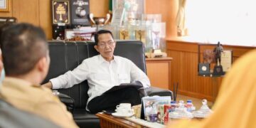 Wali Kota Batam, Amsakar Achmad, menerima audiensi Pansus DPRD Kota Batam di Kantor Wali Kota Batam, Senin (20/04/26). HUMAS DISKOMINFO BATAM