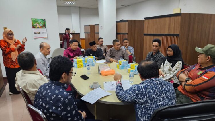 Komisi IV DPRD Batam Tindaklanjuti Aduan PHK
Foto: DPRD Batam