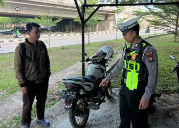 Patroli Hunting Menindak Pelanggaran Lalu Lintas digelar Satuan Lalu Lintas Polresta Barelang, Selasa (28/04/26). 
Foto: Humas