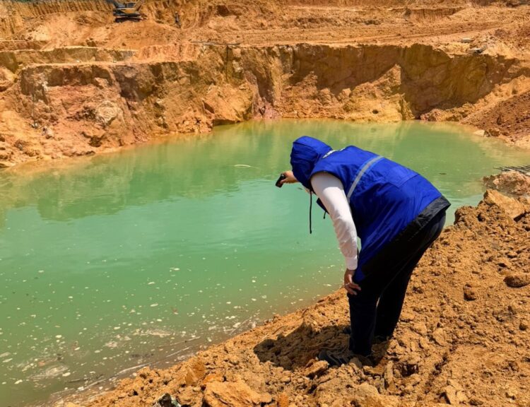 Badan Pengusahaan Batam mulai menata ulang kawasan bekas tambang pasir ilegal yang masuk area Kawasan Keselamatan Operasi Penerbangan (KKOP) Bandara Hang Nadim.
(09/05/26)
Foto: BP Batam