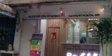 Money changer PT. Indo Best Utama Valas, Foto: HalloPost