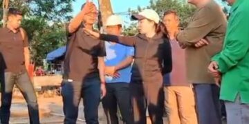 Wakil Wali Kota Batam Li Claudia Chandra melakukan peninjauan langsung ke sejumlah proyek pembangunan infrastruktur dasar di Kota Batam, (28/05/26).
Foto: Tiktok @liclaudiachandra