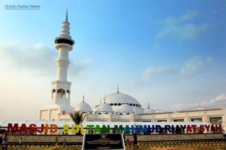 Masjid Sultan Mahmud Riayat Syah
Foto: @Ricky/Humas Batam