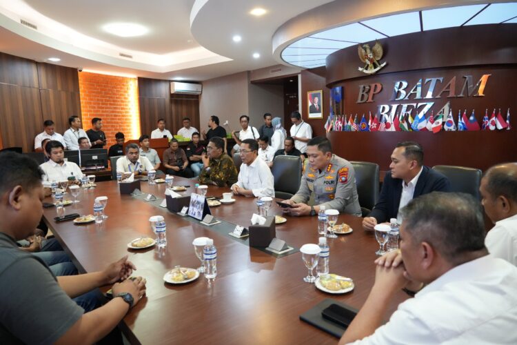 Kepala BP Batam Terima Audiensi Perwakilan Driver Online Batam
(12/05/26)
Foto: BP Batam