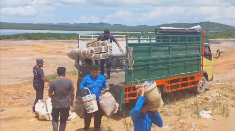 Badan Pengusahaan Batam kembali melanjutkan proses pergeseran warga terdampak rencana pengembangan Kawasan Terpadu Rempang Eco-City secara bertahap pada Selasa, 12 Mei 2026.
Foto: BP Batam