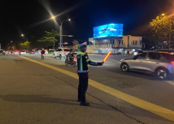 Satlantas Polresta Barelang menggelar kegiatan Strong Point Malam dan Blue Light Patrol pada Jumat, 15 Mei 2026, pukul 18.00 hingga 21.00 WIB.
Foto: Polresta Barelang