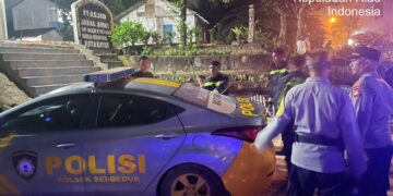 Piket Patroli Sat Samapta Polresta Barelang merespons cepat laporan masyarakat yang masuk melalui Call Center 110 terkait dugaan tindak pengancaman di wilayah Sei Beduk, Kota Batam. Penanganan berlangsung Rabu, 27 Mei 2026
Foto: Polresta Barelang