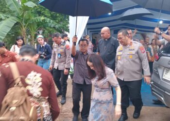 PLH Walikota Batam Li Claudia Chandra menegaskan pentingnya penguatan sinergi antar lembaga untuk melindungi pekerja migran Indonesia dan mencegah tindak pidana perdagangan orang. Penegasan itu disampaikan saat menghadiri Peresmian Gedung Sentrum Caritas dan Lokakarya Peran Balai Latihan Kerja dan Pusat Informasi Migran (BLK-PIM) di Shelter St. Theresia Batam, Sei Harapan, Kecamatan Sekupang, Jumat 29 Mei 2026.
Foto: BP Batam