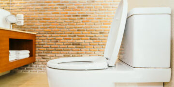Main Ponsel di Toilet Terlalu Lama Bisa Picu Wasir, Ini Penjelasan Dokter
Foto: istimewa