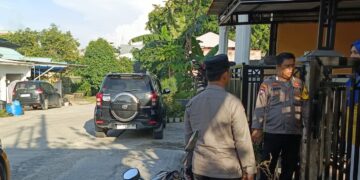 Personel piket Polsek Batam Kota bergerak cepat menindaklanjuti laporan masyarakat terkait dugaan pencurian sepeda motor di kawasan kos-kosan Perumahan Bida Asri 1, Kelurahan Baloi Permai, Kecamatan Batam Kota, Sabtu (20/6/2026)
Foto: Polresta Barelang