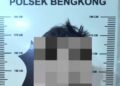 Polresta Barelang mengamankan seorang pria berinisial J (47) yang diduga melakukan perbuatan asusila terhadap anak di bawah umur di Kecamatan Bengkong, Kota Batam. Penangkapan dilakukan Unit Reskrim Polsek Bengkong pada Senin (01/06/26)
Foto: Polresta Barelang