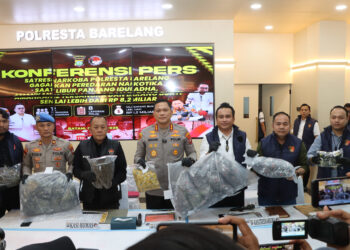Polresta Barelang berhasil mengungkap delapan laporan polisi tindak pidana narkotika selama periode libur Hari Raya Iduladha 25–31 Mei 2026. Pengungkapan itu diumumkan dalam konferensi pers di Lobby Polresta Barelang, Selasa (2/6/2026), 
Foto: Polresta Barelang