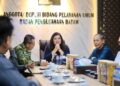 BP Batam menerima kunjungan Kepala Staf Komando Armada I Tanjungpinang, Laksamana Pertama TNI Dr. Arif Badrudin, Jumat (12/06/26)
Foto: BP Batam