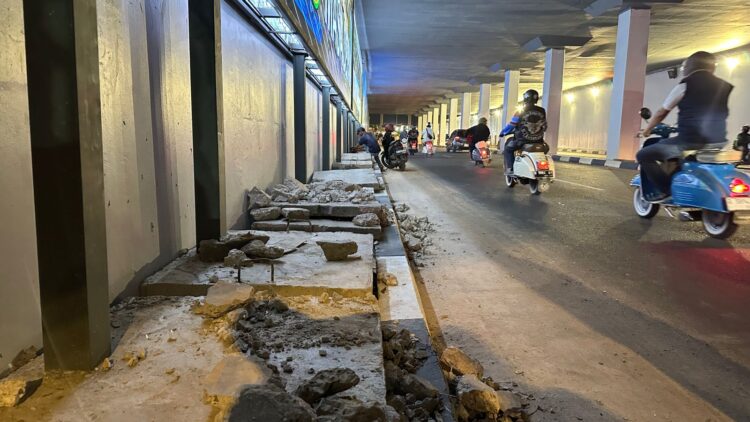 Wakil Kepala Badan Pengusahaan Batam Li Claudia Chandra meninjau langsung kondisi infrastruktur di kawasan Terowongan Pelita, Sabtu 13 Juni 2026
Foto: BP Batam