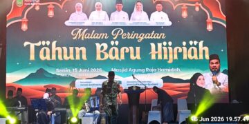 Pemerintah Kota Batam menggelar Peringatan Tahun Baru Islam 1 Muharram 1448 Hijriah tingkat kota dengan suasana khidmat dan penuh kebersamaan di Masjid Agung Raja Hamidah, Kelurahan Teluk Tering, Batam Kota, Senin (15/6/2026)
Foto: Humas