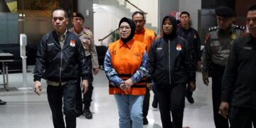 Komisi Pemberantasan Korupsi (KPK) melakukan penangkapan terhadap tiga tersangka yang tertangkap tangan melakukan dugaan tindak pidana korupsi terkait pemerasan di lingkungan Pemerintah Kabupaten (Pemkab) Sukoharjo, (11/07/26).
Foto: kpk.go.id
