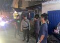Personel Polsek Bengkong Polresta Barelang bergerak cepat menindaklanjuti laporan masyarakat yang masuk melalui Layanan Polisi 110 terkait dugaan keributan yang melibatkan senjata tajam di kawasan Bengkong Indah Atas, Kelurahan Bengkong Indah, Kecamatan Bengkong, Rabu (08/07/26).
Foto: Polresta Barelang